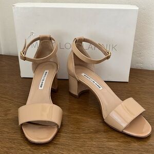 Manolo Blahnik - Nude